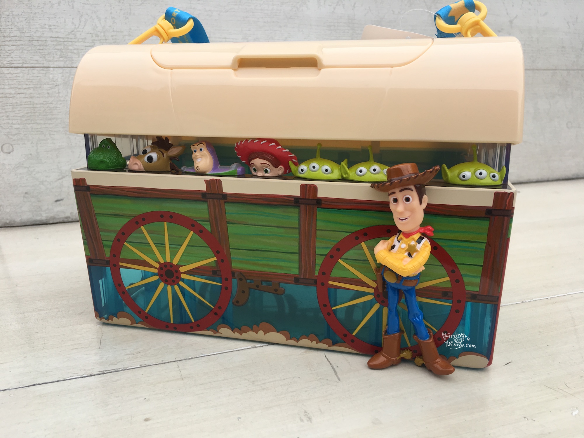 スリーコインズ ピクサー トイストーリーアンディおもちゃ箱WOOD BOX 