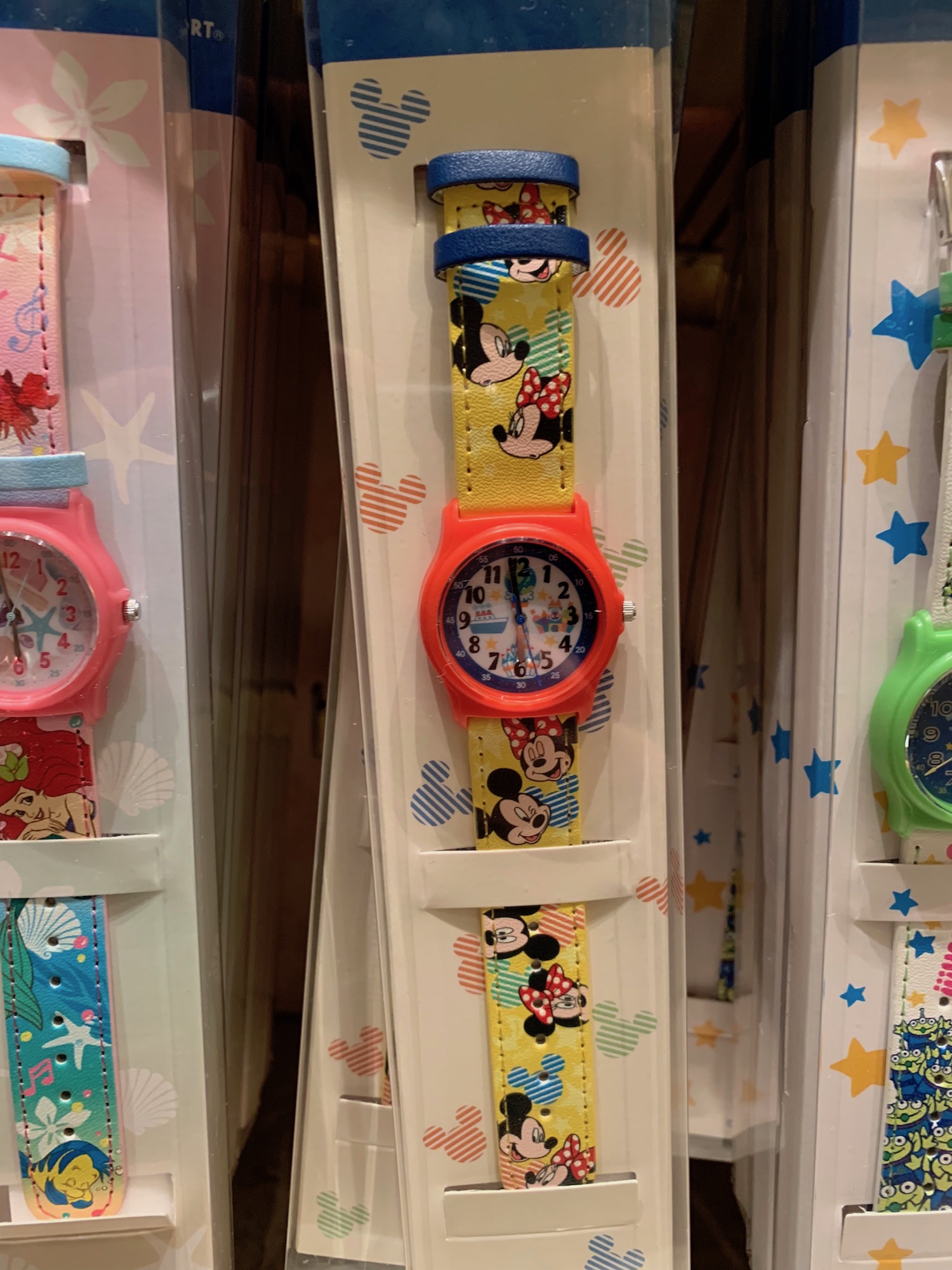 キッズ向け腕時計！東京ディズニーリゾート「ウォッチキッズ」 | 気になるディズニーブログ