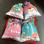 【ディズニークリスマス2019】スノースノーデザイン！東京ディズニーランド「カプセルトイ（ガチャガチャ」4種類！
